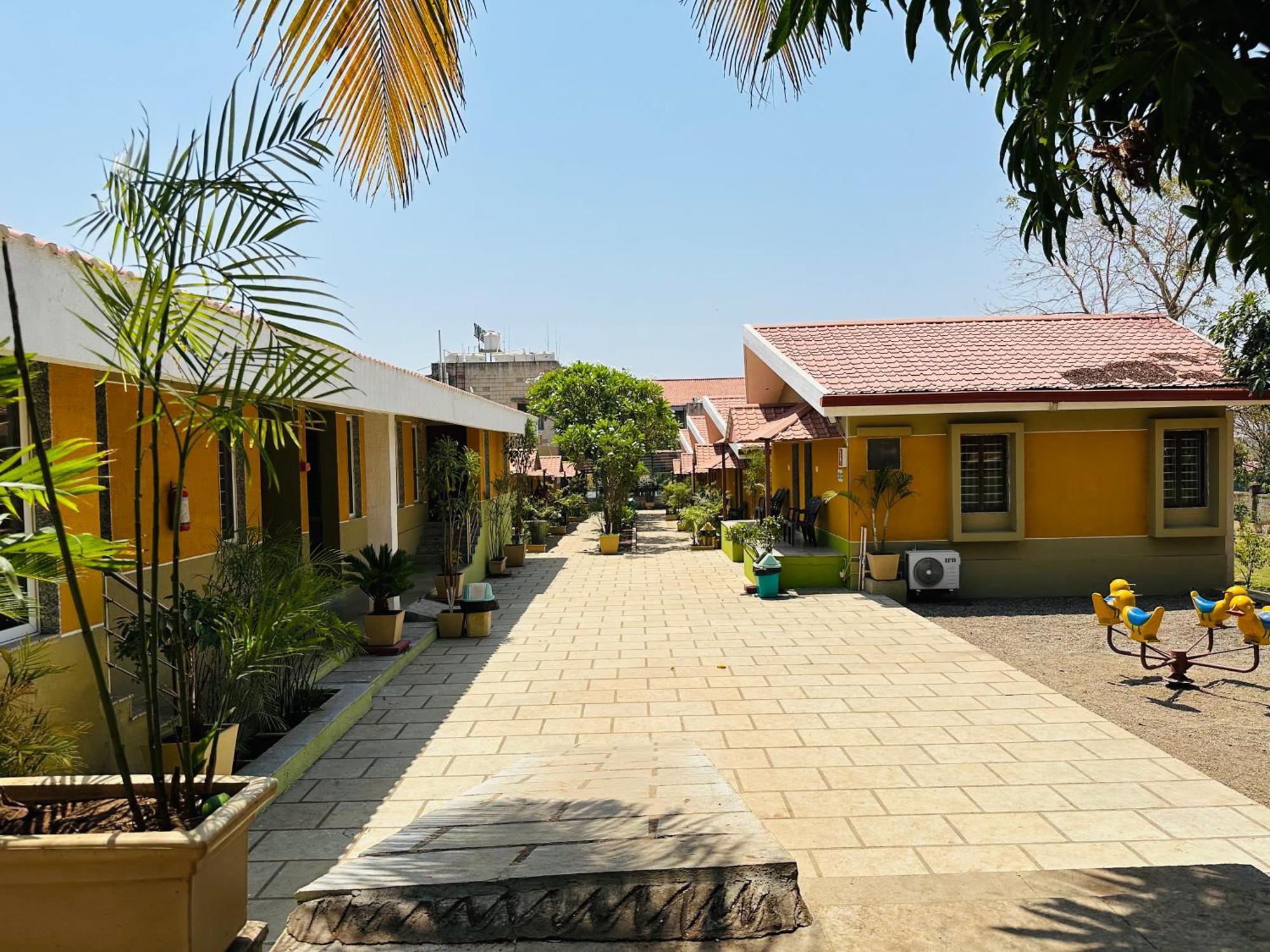 Lion Park Hotel & Resorts Гирский лес Экстерьер фото