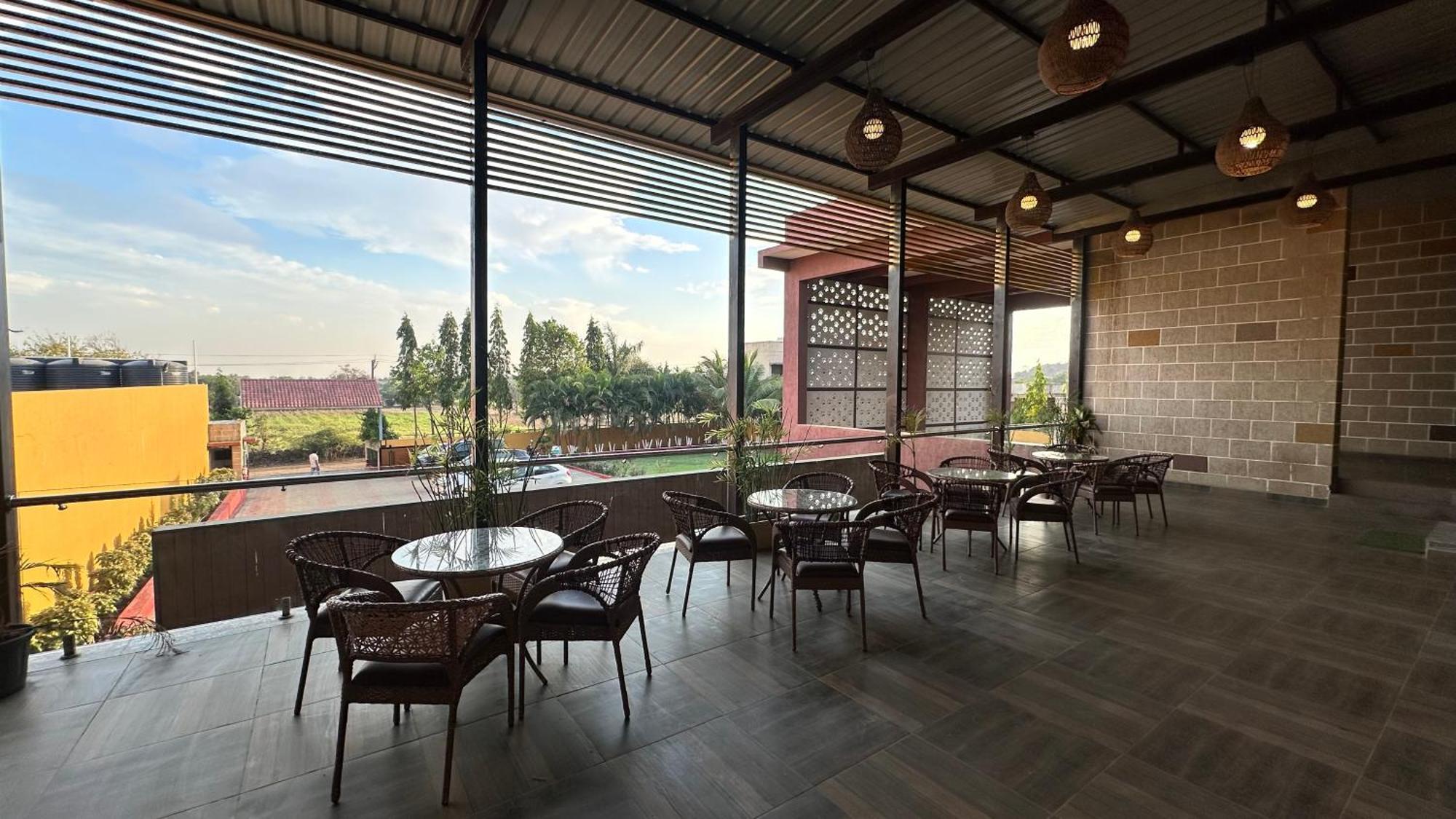 Lion Park Hotel & Resorts Гирский лес Экстерьер фото